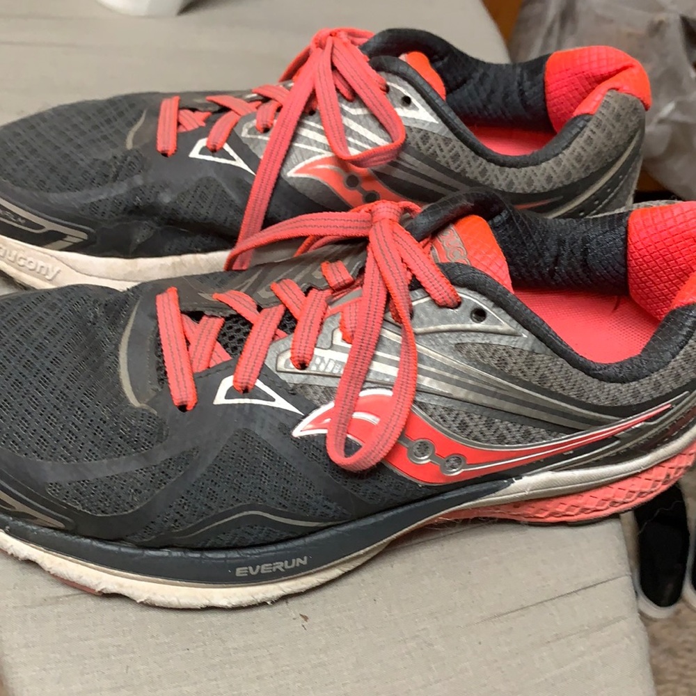 Saucony Everun shoes